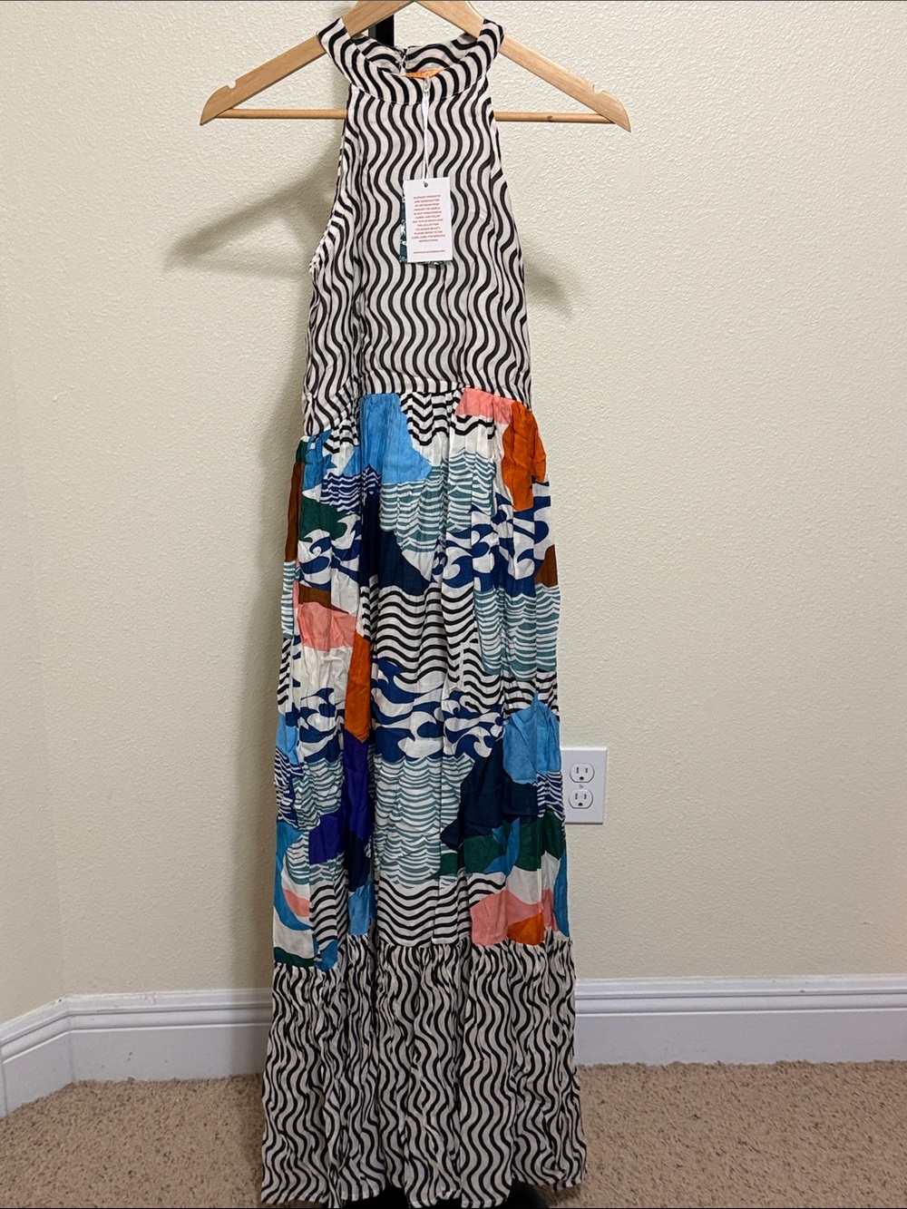 Oliphant 🌹Sleeveless Mixed-Print Maxi Dress in Black, White & Multicolor